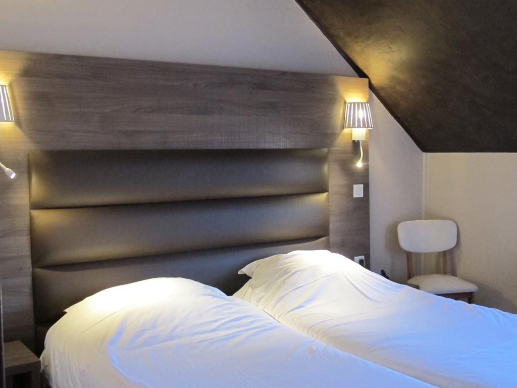 Logis Deshors-Foujanet Otel Chamboulive Dış mekan fotoğraf