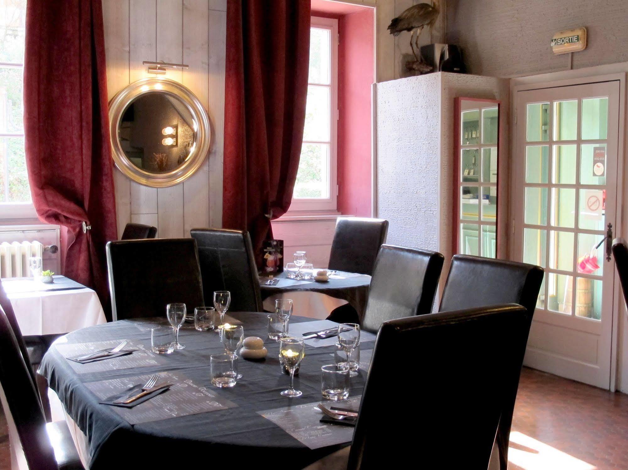 Logis Deshors-Foujanet Otel Chamboulive Dış mekan fotoğraf